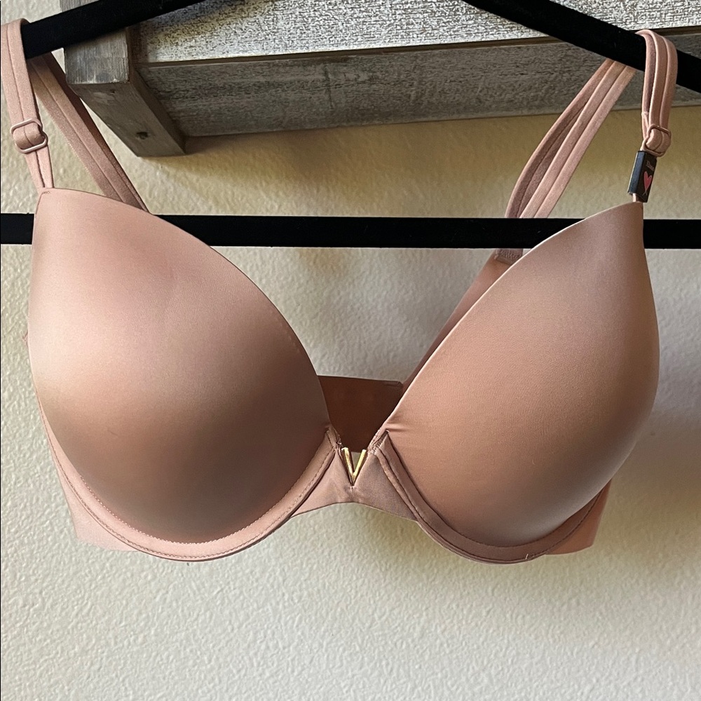 Victoria's Secret Blush Bra with V-Detail